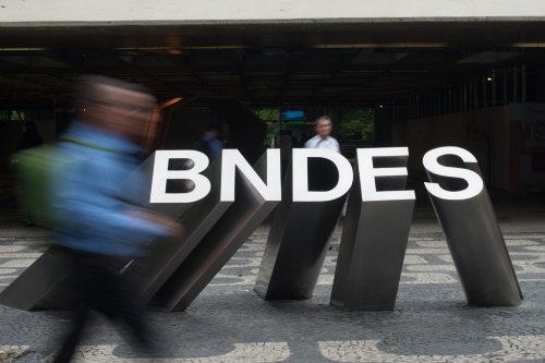 Micro e pequenas empresas recebem 49 bi de crédito desde 2023