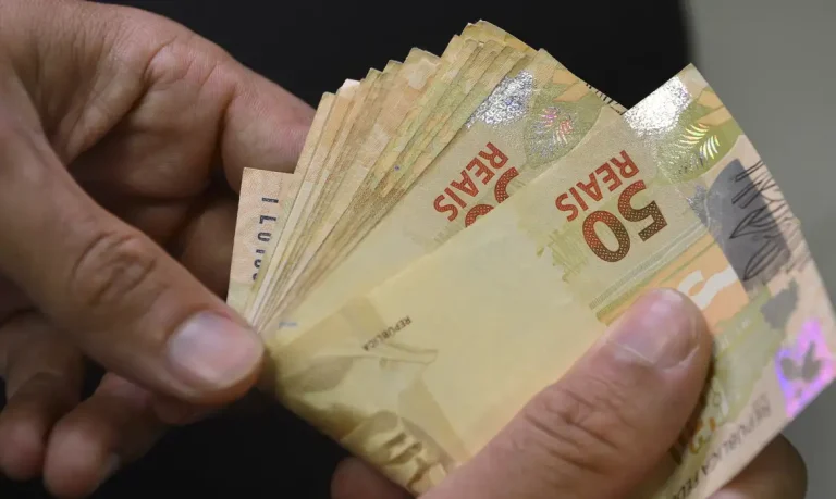 Endividamento de risco cresce 75% em cinco anos