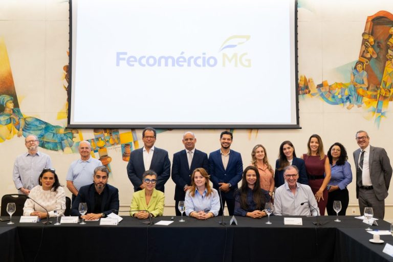 Fecomércio MG debate regras legais para emissão e recebimento de atestados médicos