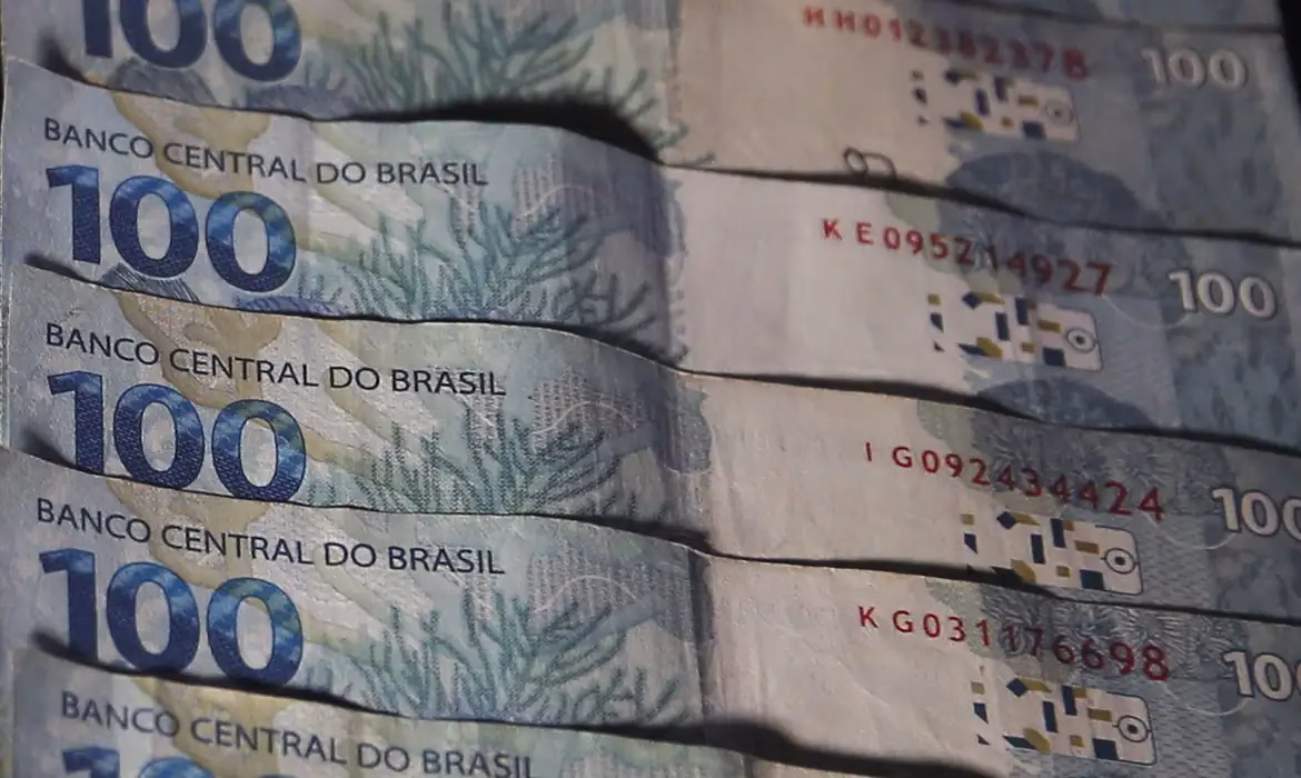 Endividamento do brasileiro é o maior desde 2022