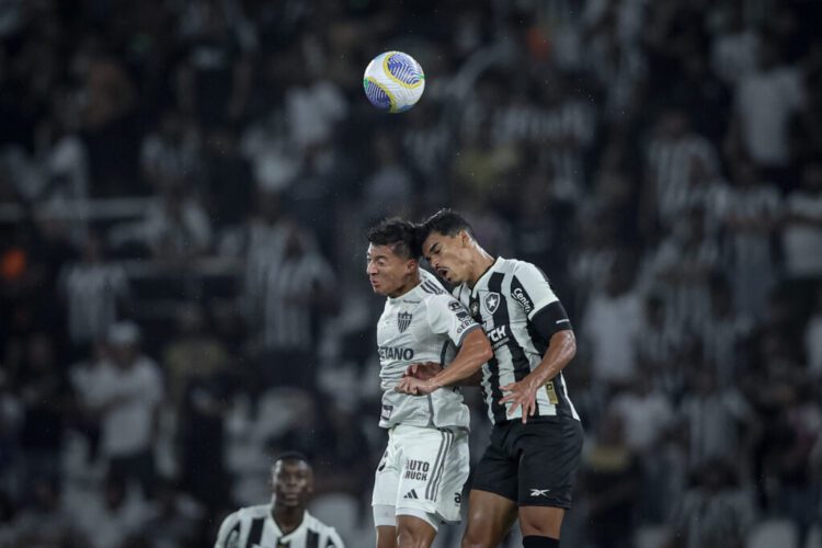 Atlético toma goleada do Botafogo por 3 a 0 no Brasileirão