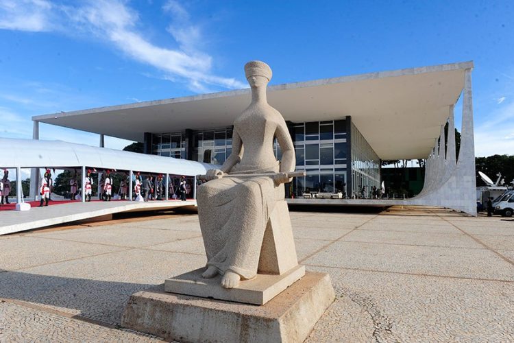 Desoneração da folha tem que ter solução até 11 de setembro, diz Fachin
