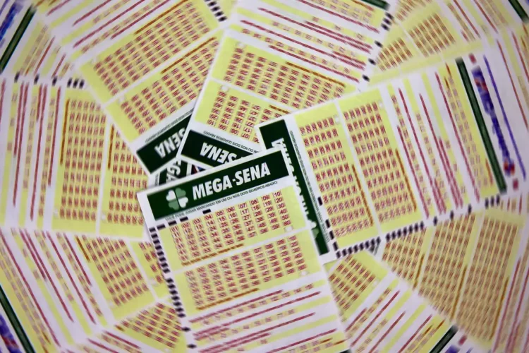 Minas têm dois ganhadores dos R$ 102 milhões da Mega-Sena