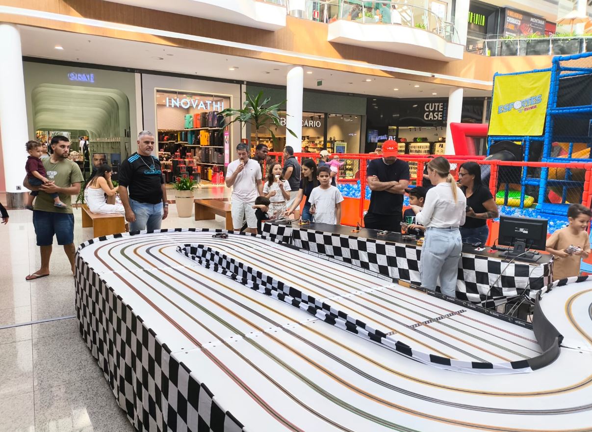 Brinquedolândia Racing em nova temporada da pista de autorama no Minas Shopping