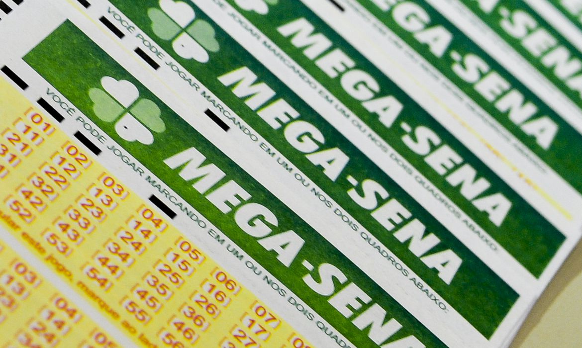 Mega-Sena acumula novamente e prêmio atinge R$ 130 milhões