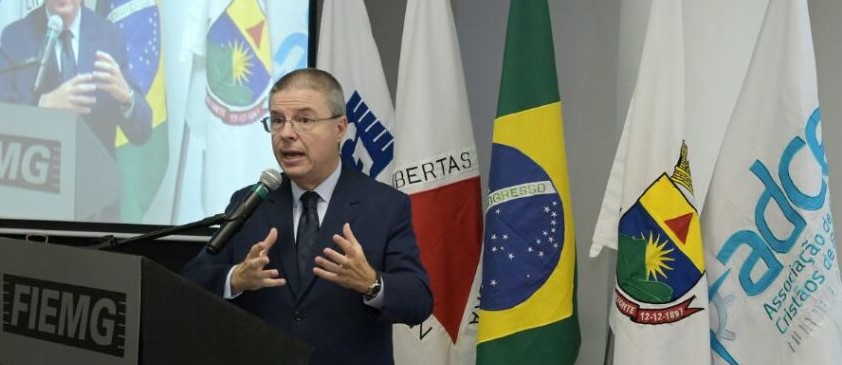 Anastasia defende reforma do Estado em evento empresarial