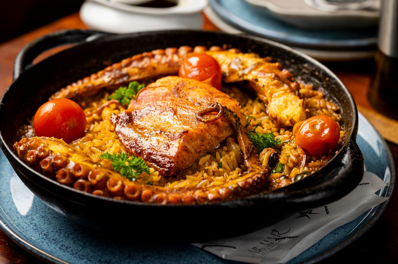 Bar All Mar lança petiscos ousados e celebra sabores para compartilhar