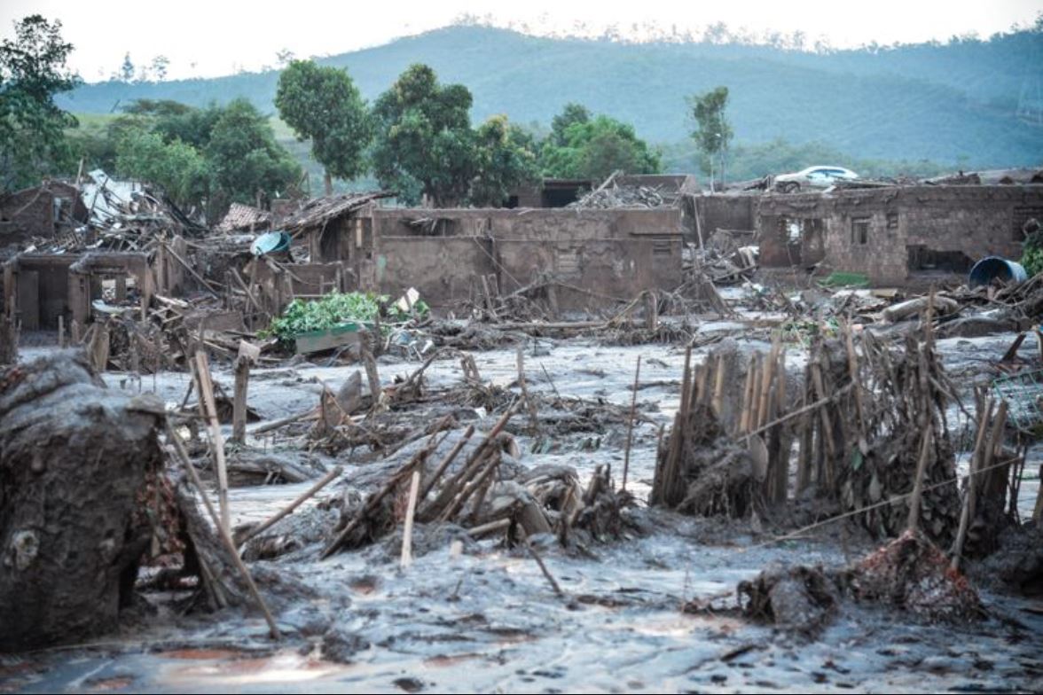 Samarco reabre indenizações para vítimas de Mariana