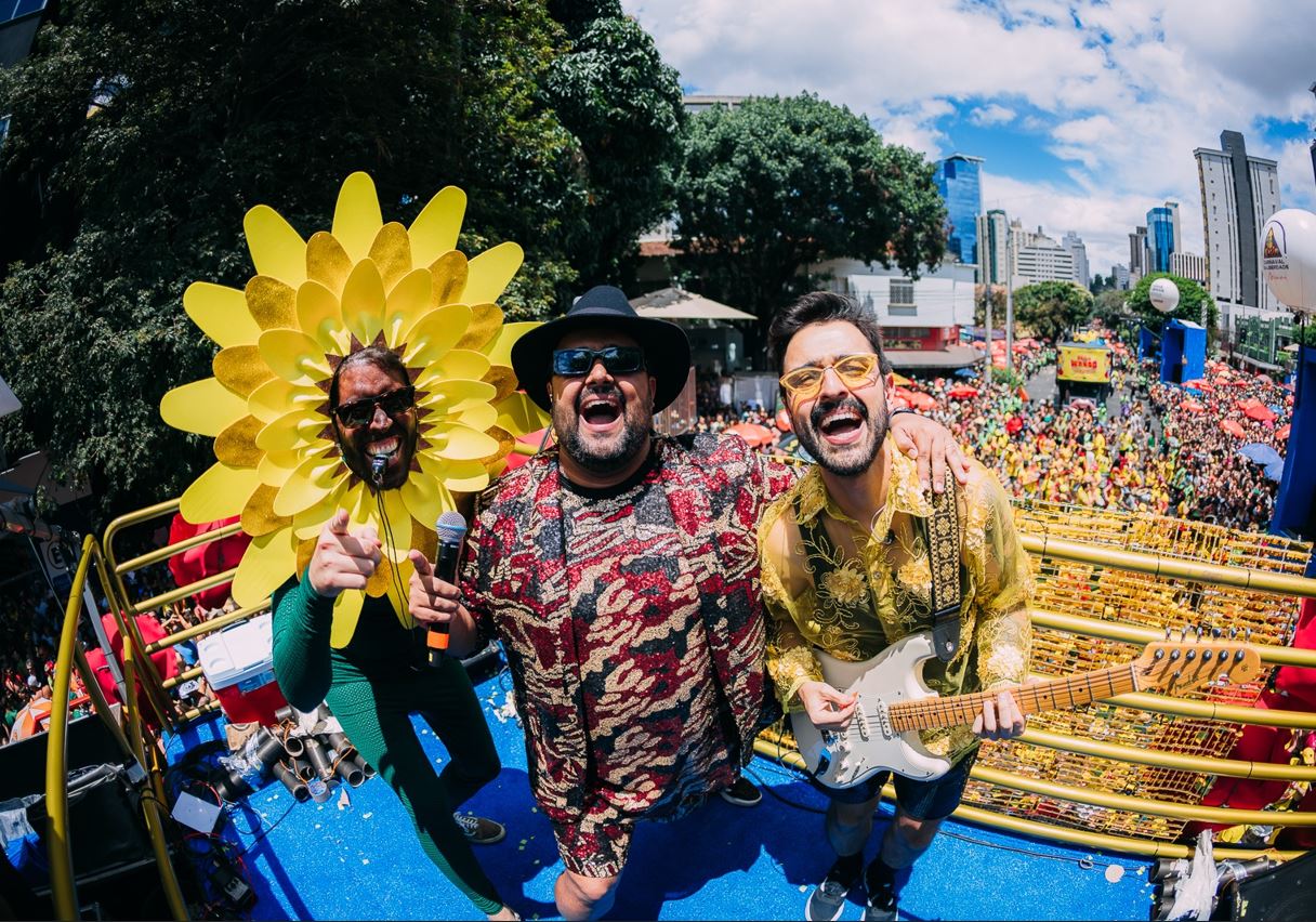 Beiço do Wando comemora 10 anos com festa vibrante na Praça JK