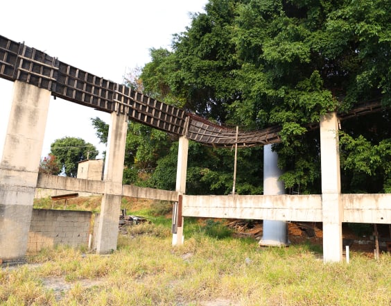 CMBH avalia punição a empresas por obras paradas