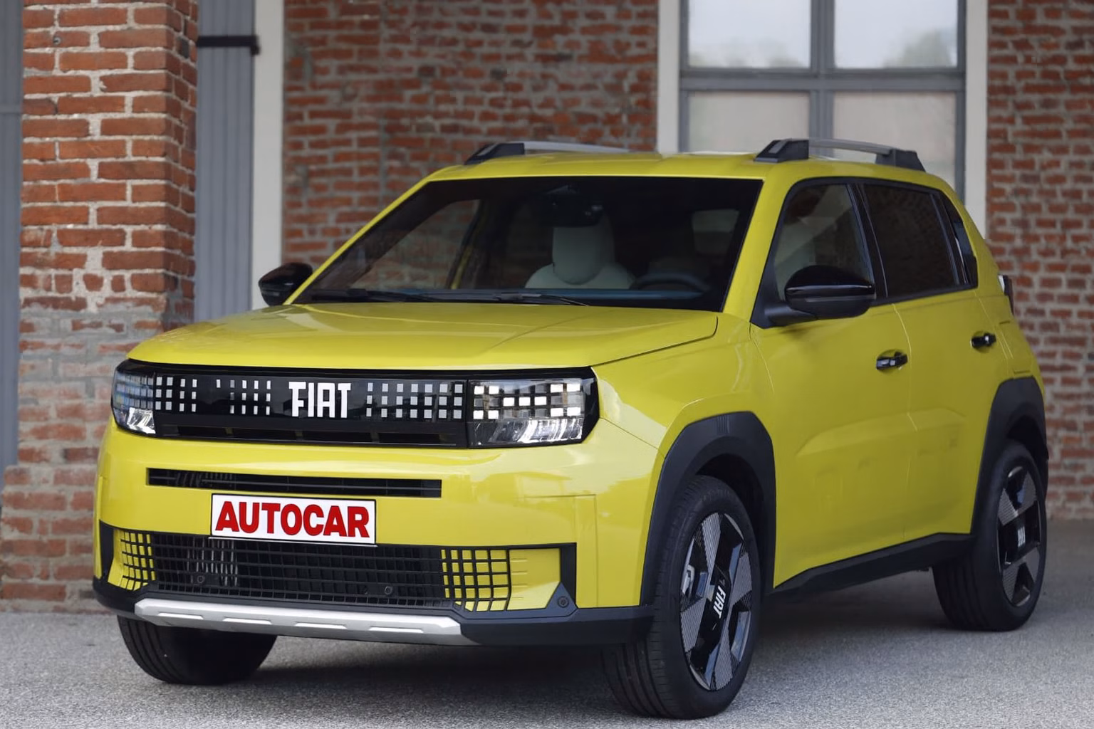 Fiat Panda estreia em 2026 para substituir Mobi e Argo