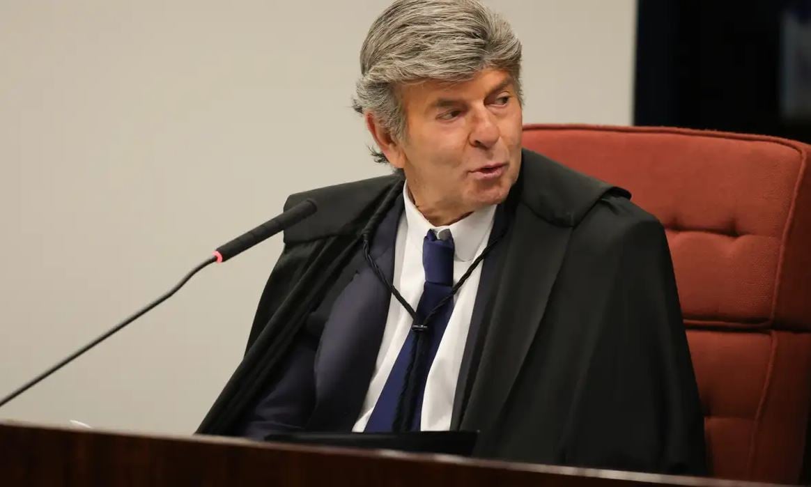 Fux vota por anular ação sobre suposto golpe por cerceamento de defesa