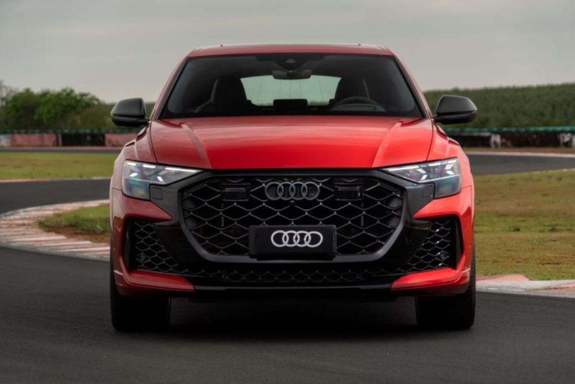 Audi RS Q8 2026: performance, esportividade e conforto