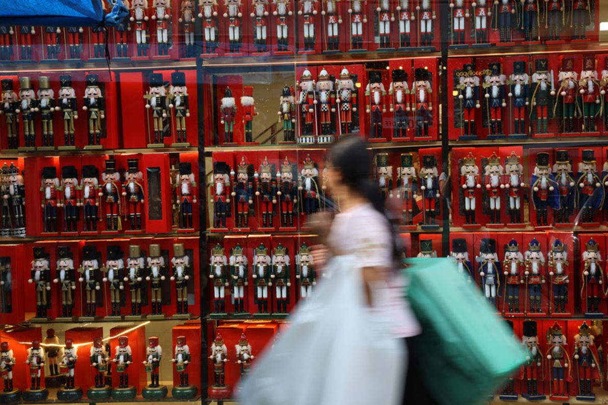 Trocas de presentes devem aquecer comércio, aponta CDL/BH