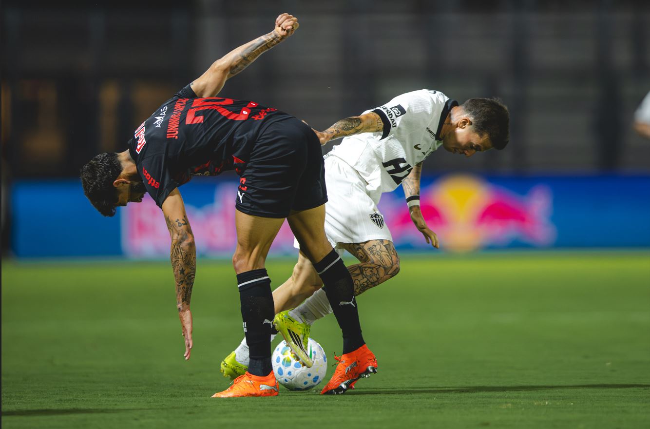 Galo perde a invencibilidade diante do Bragantino