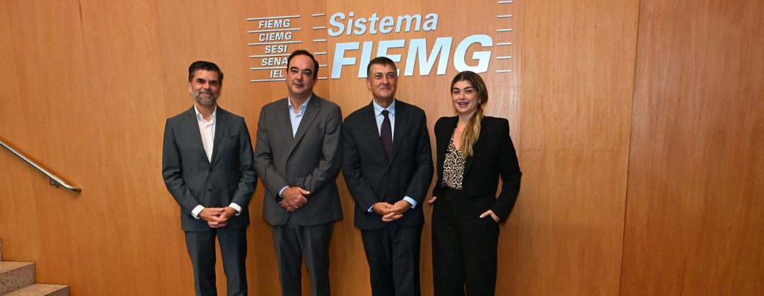 FIEMG recebe representantes diplomáticos do Canadá