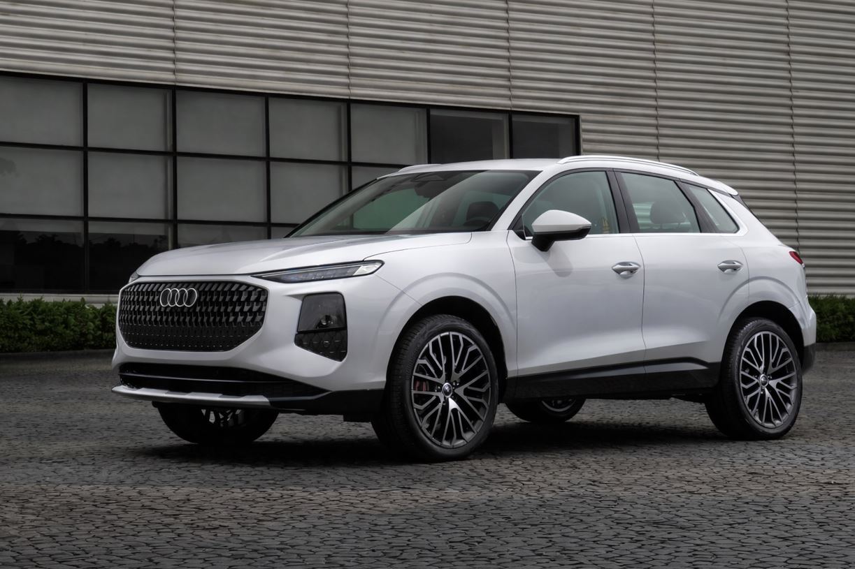 Novo Audi Q3 chega ao Brasil em maio com visual renovado