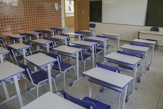 Câmara de BH aprova política de climatização nas escolas e outras propostas