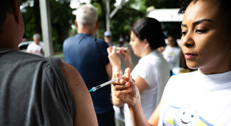 BH bate recorde de vacinação