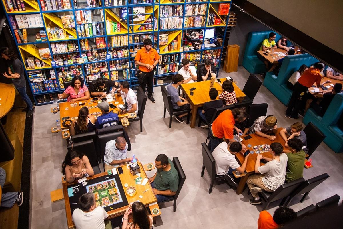 Dia Livre de Impostos terá “esquenta” com chopp, drinks