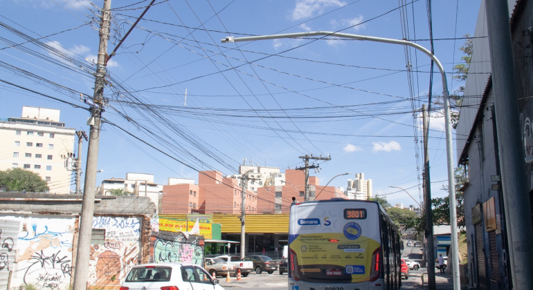 BH testa semáforos inteligentes para dar prioridade aos ônibus