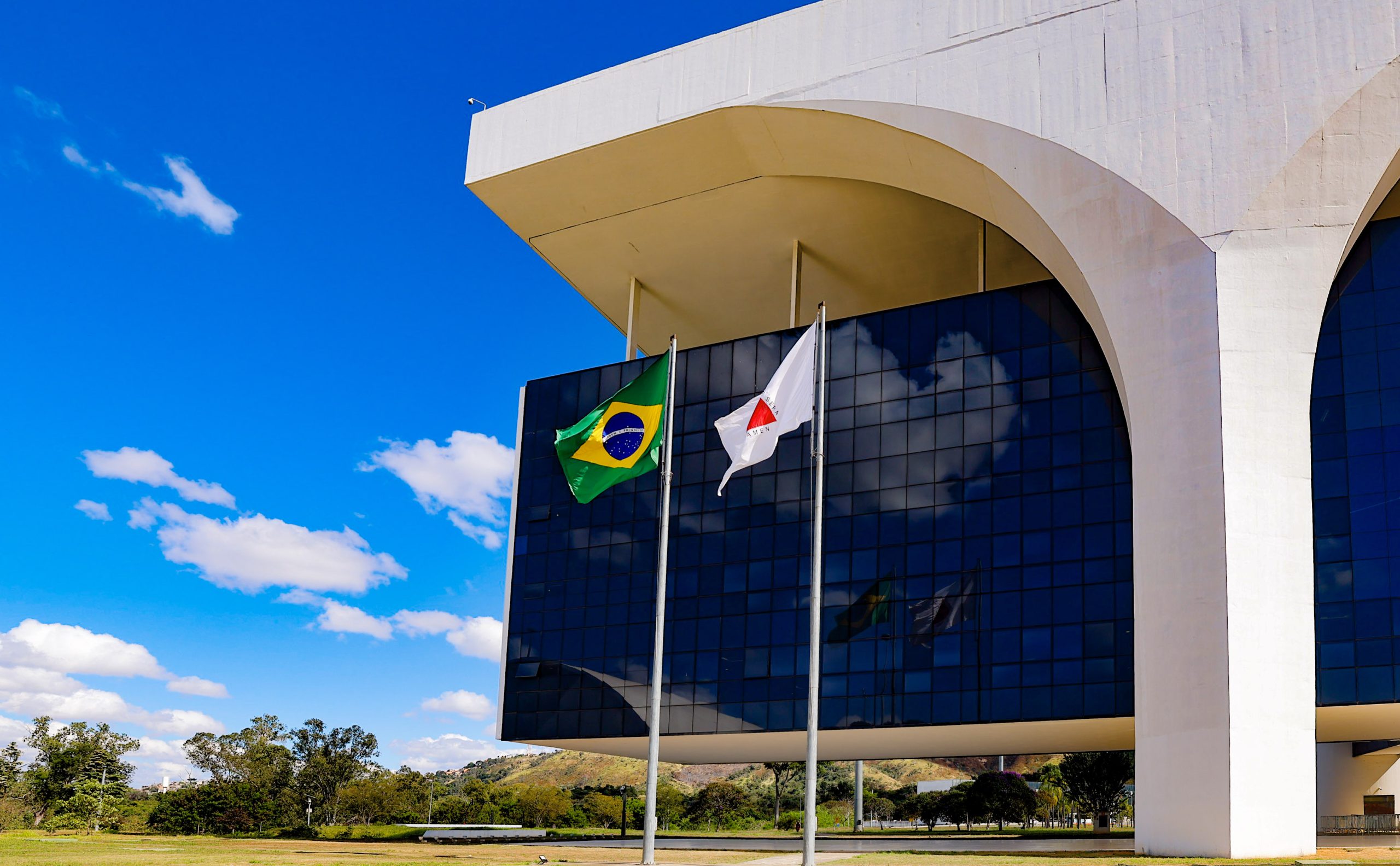Governo de Minas paga R$ 104 milhões da dívida do Propag