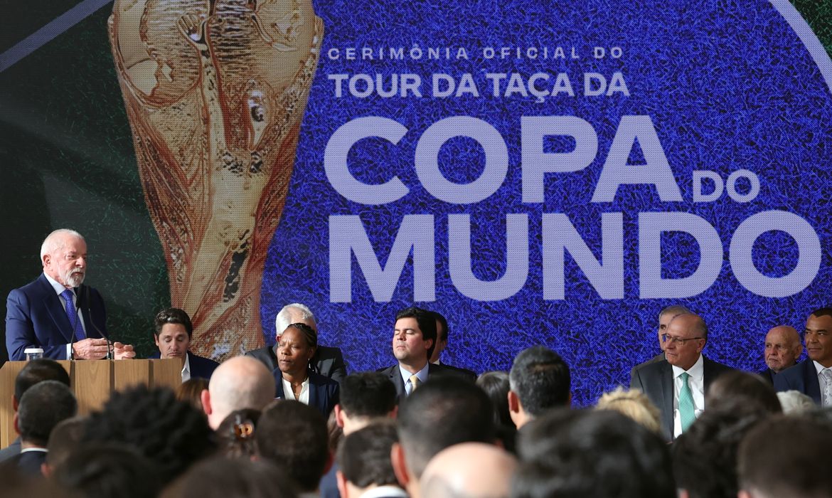 Lula sanciona Lei da Copa do Mundo Feminina de 2027