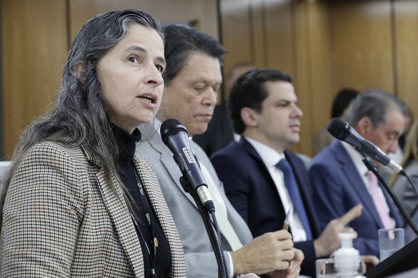 Prestação de contas na ALMG tem debate sobre renúncia fiscal e dívida do Estado