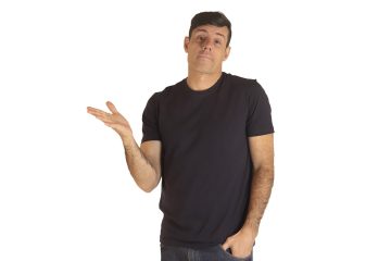 Humorista Thalles Trivelato apresenta show gratuito na ALMG quinta-feira