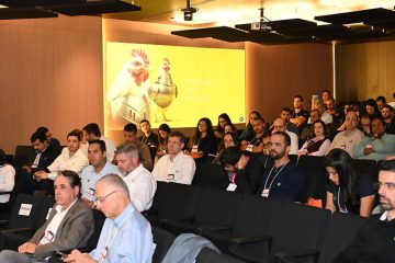 Simpósio de Avicultura debate inovação e produção em Minas